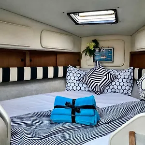  Bateau-hôtel Yacht Experience Barcelona Espagne